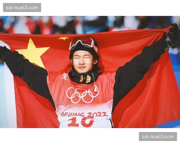 裁判视角：金牌裁判玛丽亚-何塞谈VAR技术在跆拳道中的运用与挑战