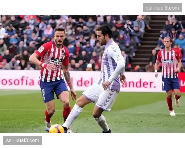 通讯：塞维利亚欧战出局后，联赛中重拾状态取得关键三分